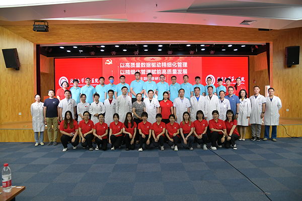 13 合影.jpg