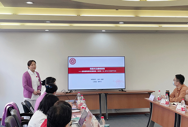 图7 胡华兰团队《用爱关注癫痫患者——脑电图电极减压固定贴》.jpg