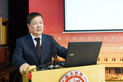 1-院长刘新民表示要进一步提高医院管理包括人才培养工作的精细化水平，担当促进医院发展、建设北大医学的使命.jpg