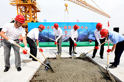 4-浇灌封顶.jpg