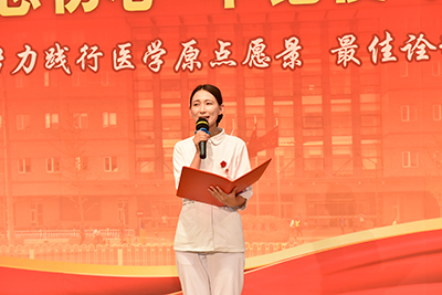新护士的师生情.jpg
