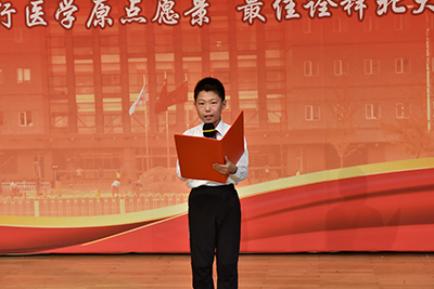 护士孩子的母子情.jpg
