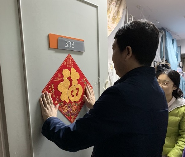 李海潮副院长.jpg