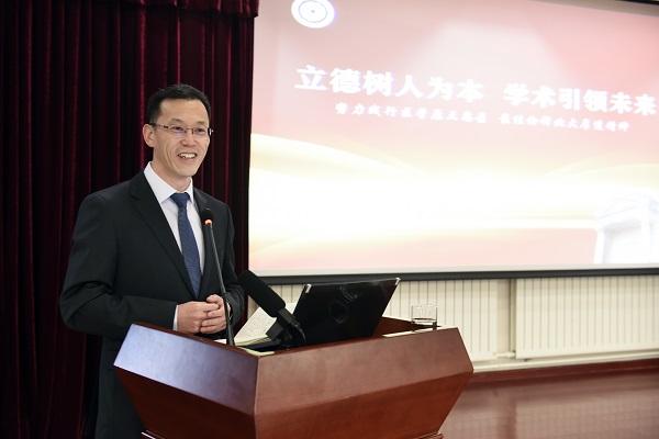 潘书记1.jpg