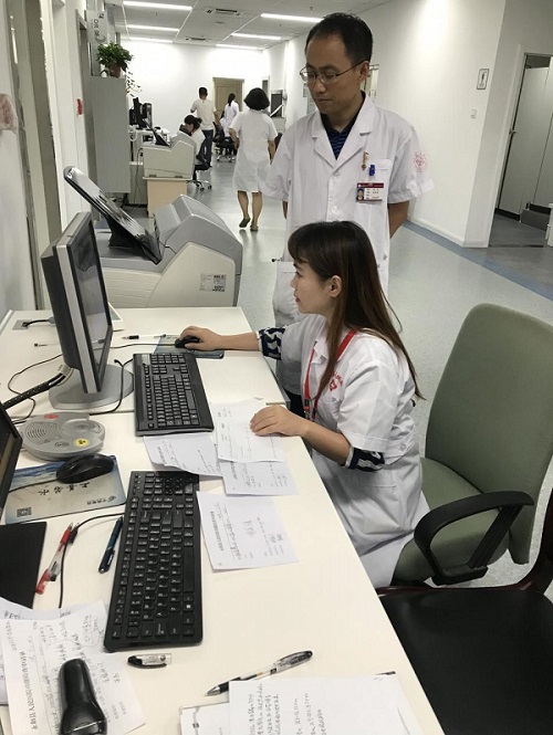 图9.医学影像科刘婧主治医师.jpg