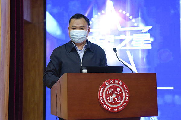 1 科技部中国生物技术发展中心医药处处长于振行致辞.jpg
