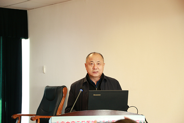 郑春.jpg