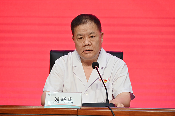 2-4 刘新民.jpg
