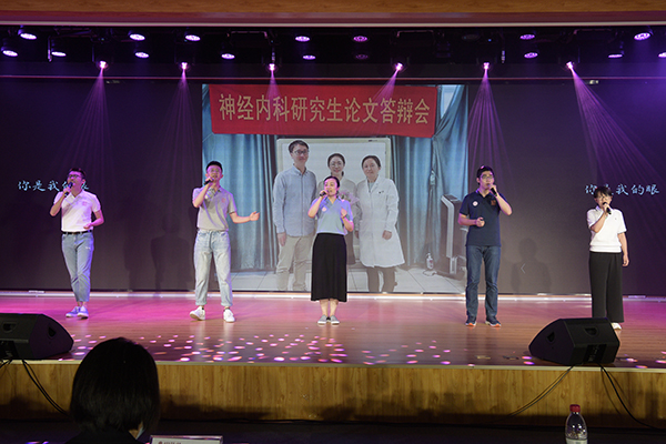 6 师生合唱《你是我的眼·医学版》.jpg