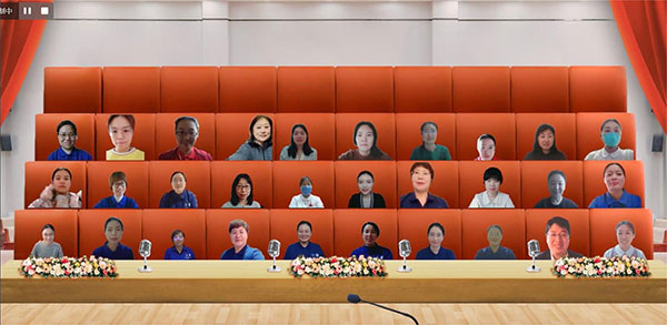 图8-座谈交流.jpg