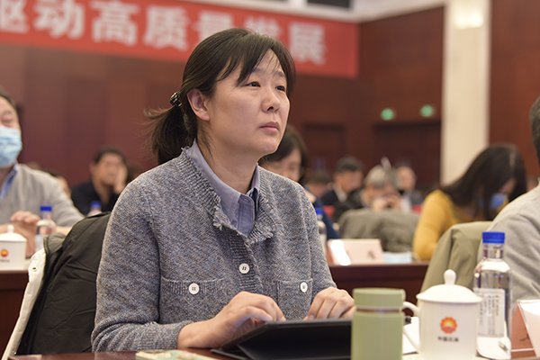 分享参会感受，点赞会议新风6 检验科主任、党支部书记 李海霞.jpg