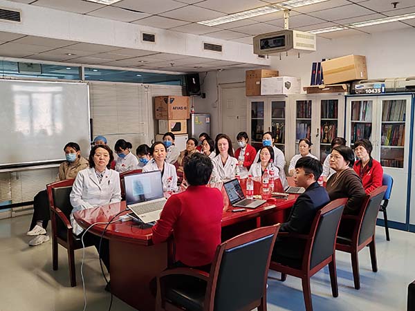 学术专题讲座.jpg