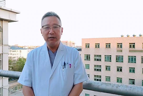 图3 学校副校长、整形烧伤外科主任温冰讲话.jpg