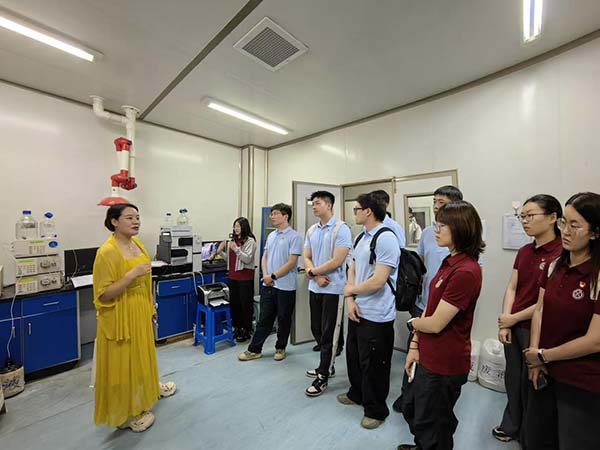图片53.jpg 图片53.jpg