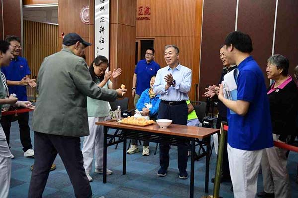 图片12.jpg 图片12.jpg