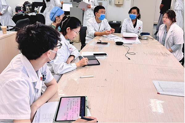 图片33.jpg 图片33.jpg