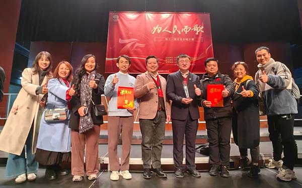 图片30.jpg 图片30.jpg