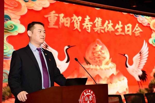 图片34.jpg 图片34.jpg