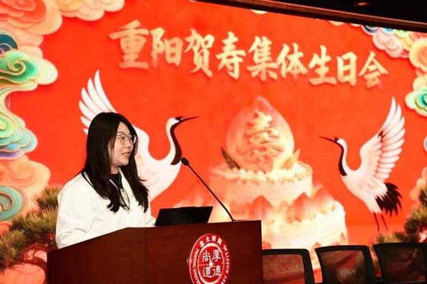 图片35.jpg 图片35.jpg