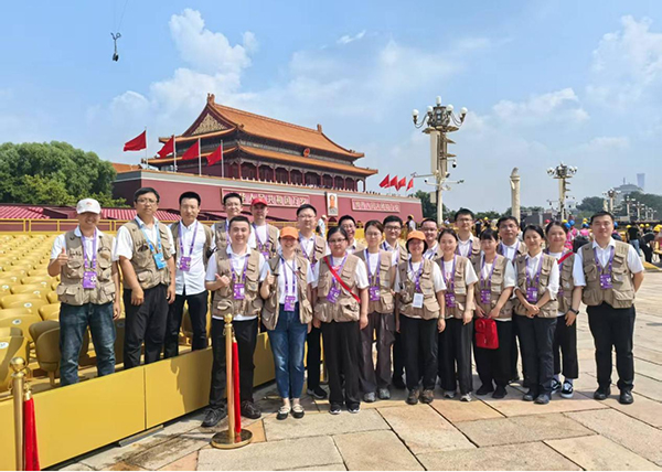 图片28.jpg 图片28.jpg