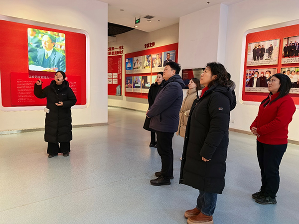 图片21.jpg 图片21.jpg