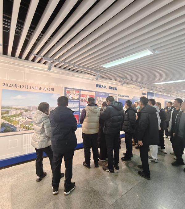 图片28.jpg 图片28.jpg