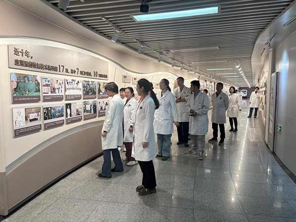 图片27.jpg 图片27.jpg