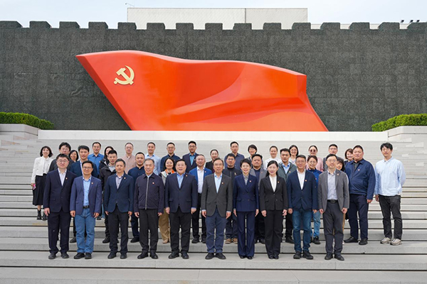 图片72.jpg 图片72.jpg
