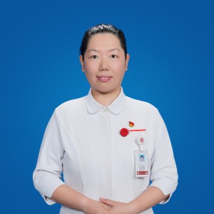 北大医院_优秀护士长_贯华_单人照_01.jpg 北大医院_优秀护士长_贯华_单人照_01.jpg