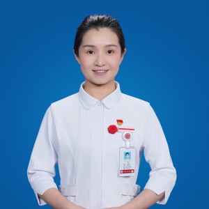 北大医院_优秀护士长_张梦杰_单人照_01.jpg 北大医院_优秀护士长_张梦杰_单人照_01.jpg