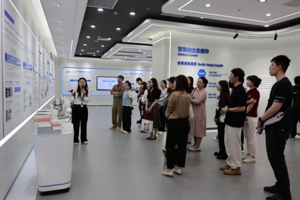 图片5.jpg 图片5.jpg