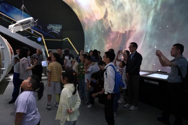 图片24.jpg 图片24.jpg