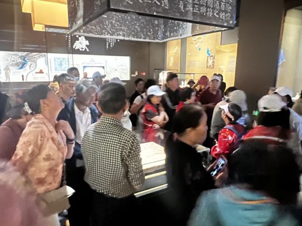 图片40.jpg 图片40.jpg