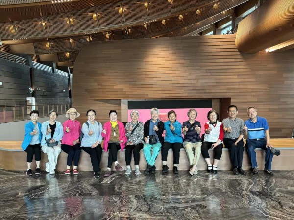 图片42.jpg 图片42.jpg