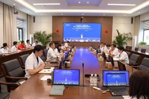 图片18.jpg 图片18.jpg