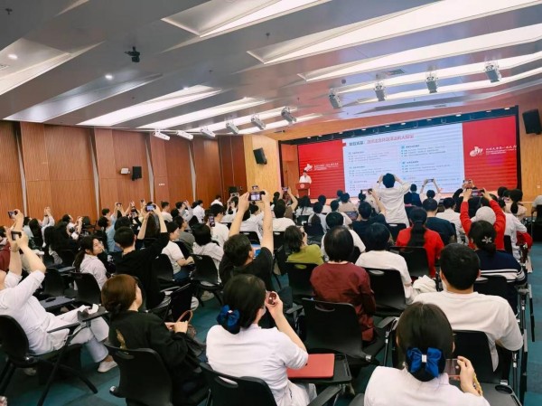 图片22.jpg 图片22.jpg