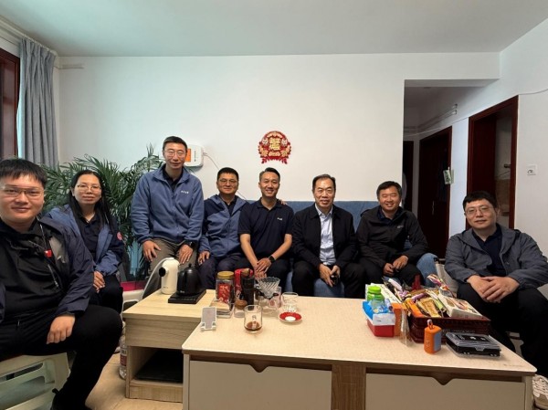 图片37.jpg 图片37.jpg