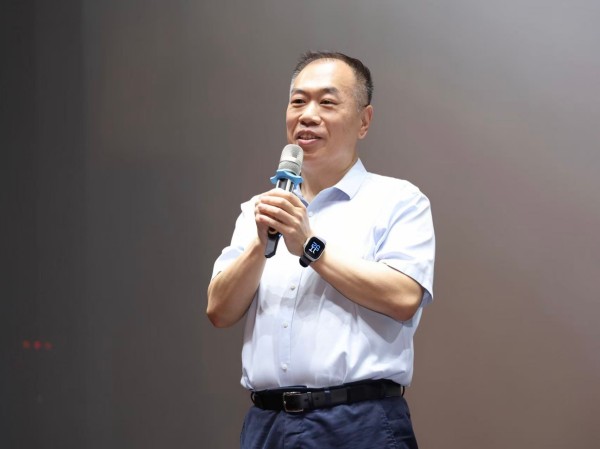 张凯副书记致辞.jpg 张凯副书记致辞.jpg