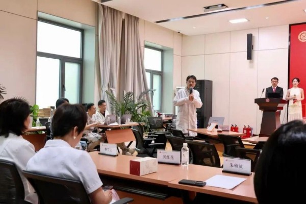 图片11.jpg 图片11.jpg